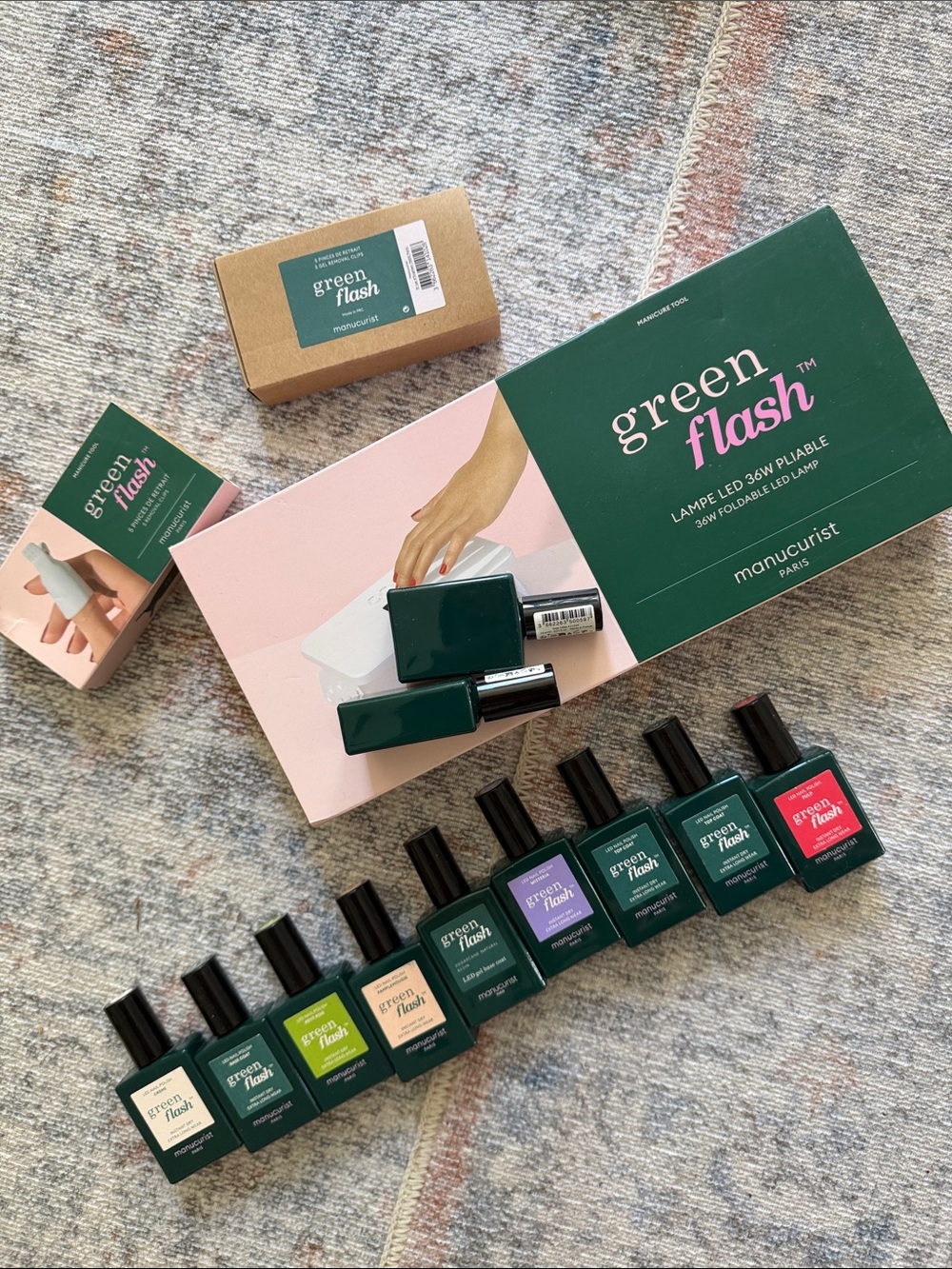 Manucurist Green Flash LED Nail Lamp — Pink & Green